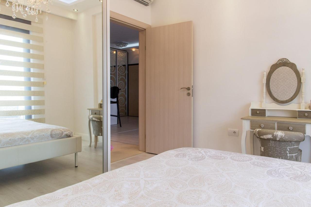Becici - Andrea Apartman Eksteriør bilde